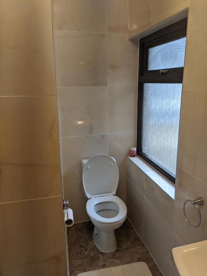 Hunters Lodge B&B 特拉莫尔 外观 照片
